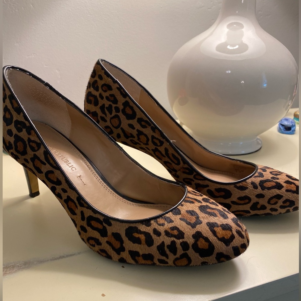 BR Leopard Pumps 7 1/2